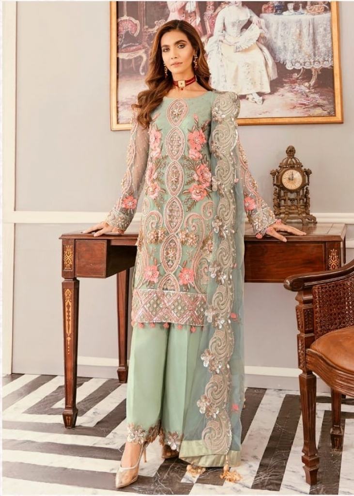 New Pakistani Suit Design 2023 - SareesWala.com