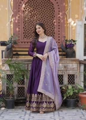 Designer Anarkali Gown With Heavy Embroidery Zari And Sequence Work In Star Georgette Fabric Lavender Color DN 1143