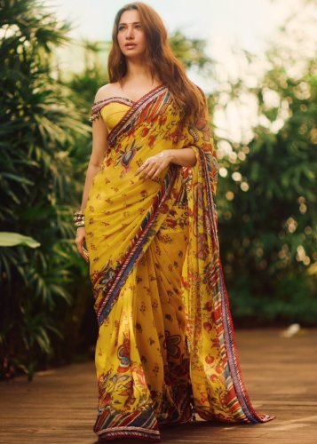  Designer Saree Soft Fox Georgette Beautiful Print With Fancy Lace Border Yellow Color