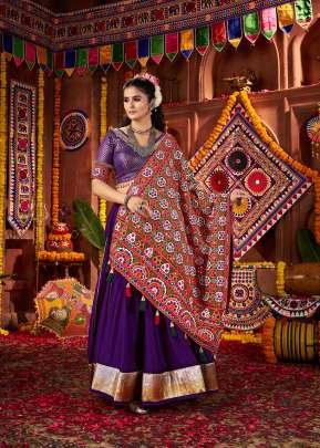 Latest Navratri Festival Chaniya Choli Silk And Blouse Work Thread Embroidery Lace On Sleeve Purple Color 