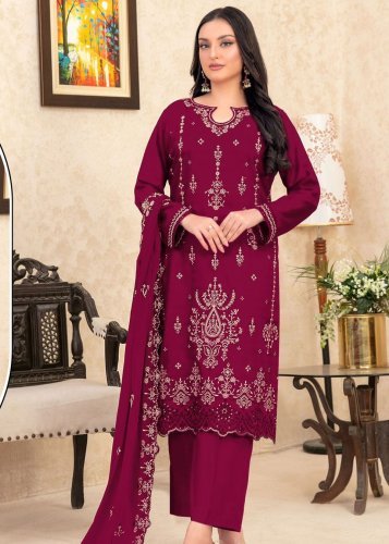 Mah E Rooh Royal Noor 9000 Velvet Salwar Suit 9000 with Heavy Embroidered Sequence Work Magenta Color DN 5242