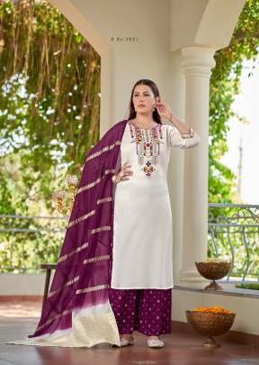 Season Embroidered Kurtis Palazzo With Jacquard Dupatta 3 Piece Set Off White Color