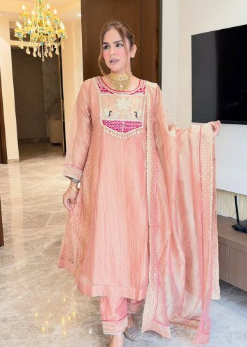  Stylish Trending Salsa Silk Top Pent dupatta Set With Embroidery Beads Work Peach Color  DN 1281