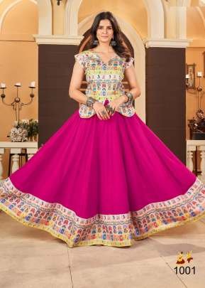 Traditional Navratri Garba Nights Heavy Banglori And Print Work With Lase Patti Lehenga Blouse Set Pink Color 